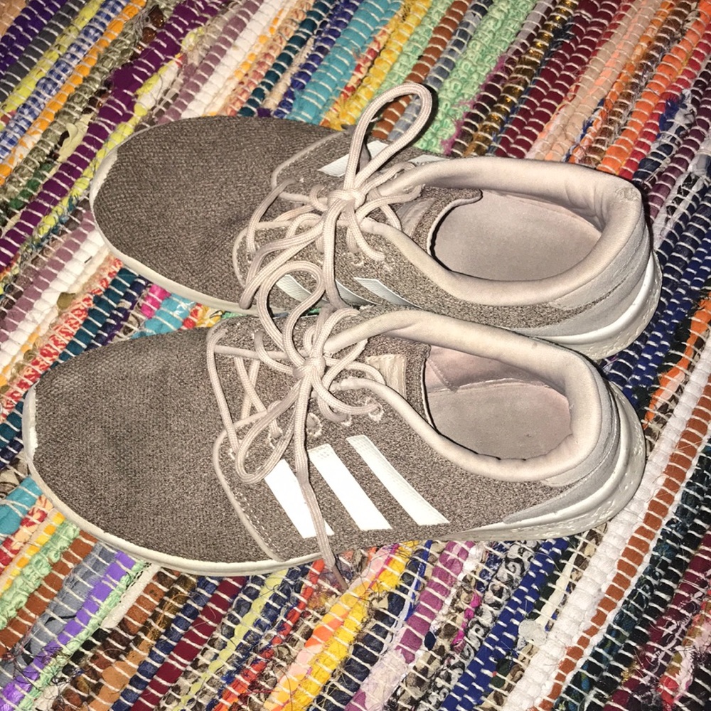 adias pink cloud foam sneakers